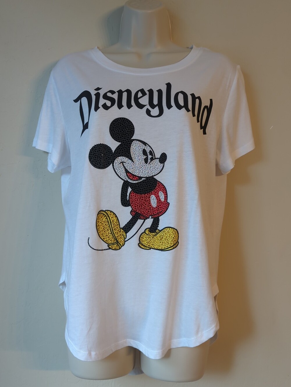Disney Woman Sz M Disneyland Sequin Mickey Mouse Pullover Tee
